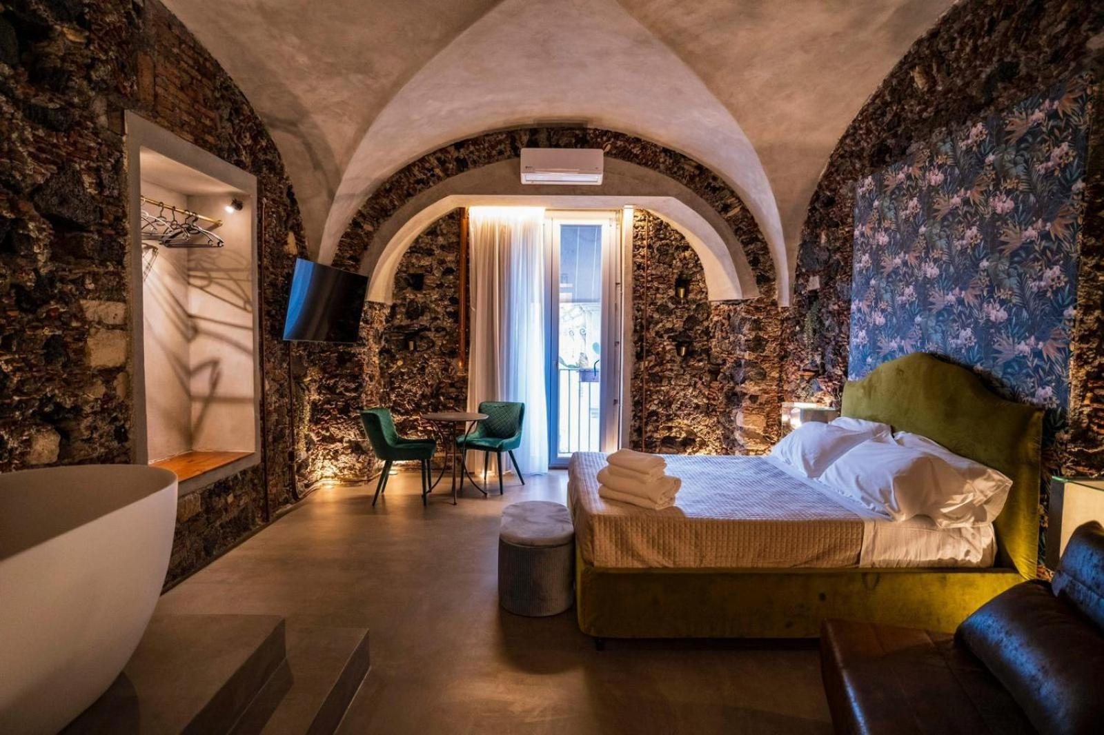 Charme Catania Central Suites Εξωτερικό φωτογραφία
