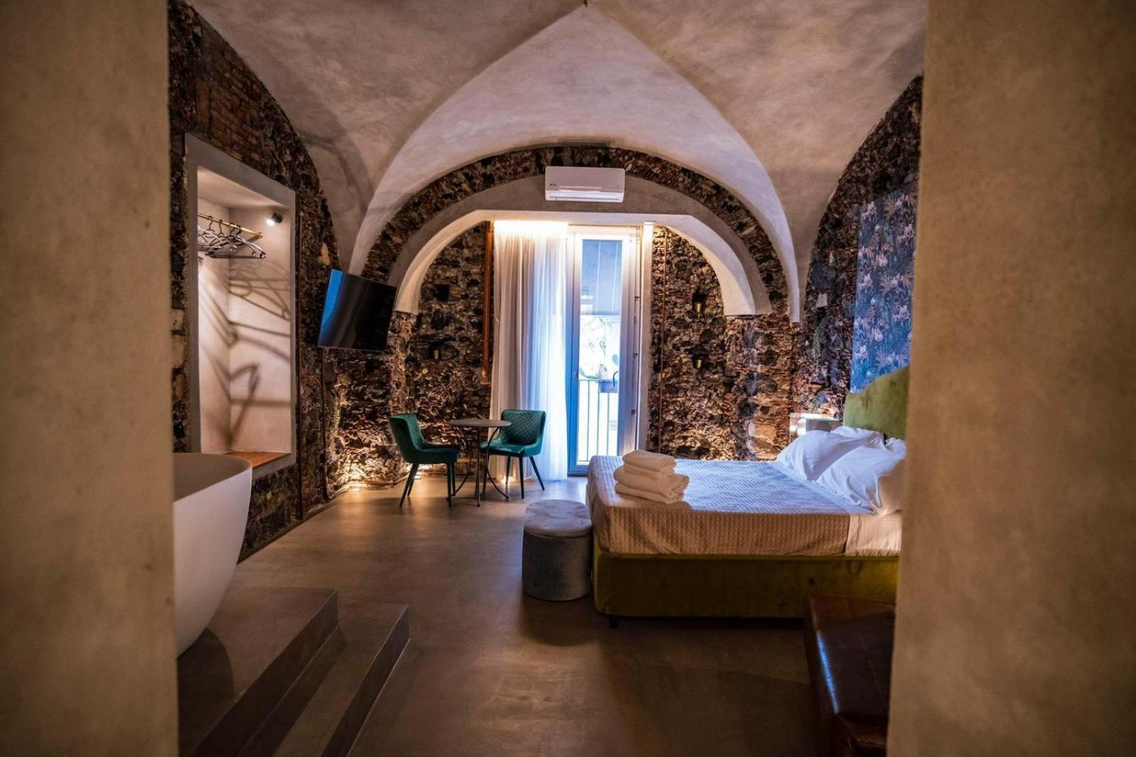 Charme Catania Central Suites Εξωτερικό φωτογραφία